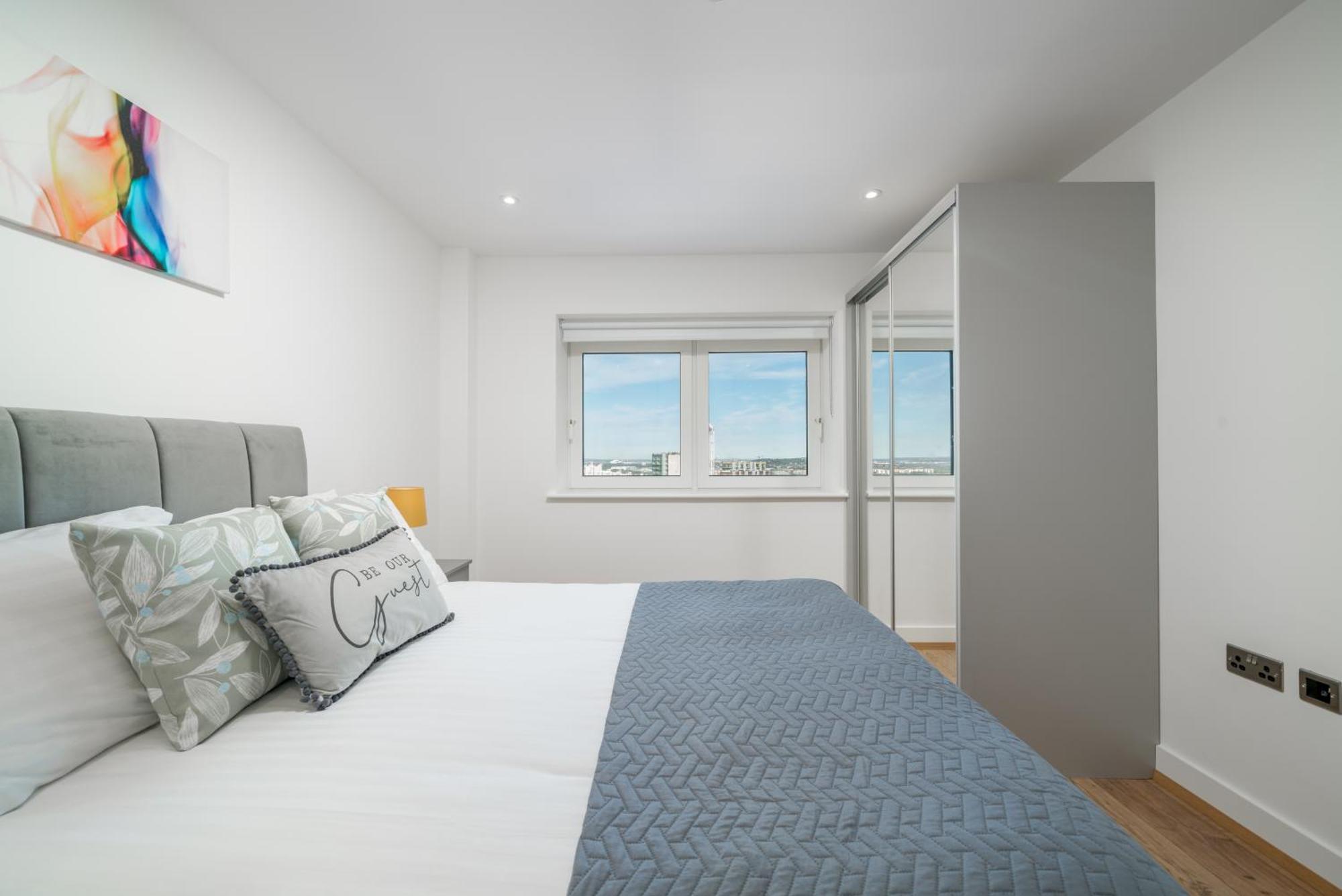 Skyvillion - London River Thames Top Floor Apartments By Woolwich Ferry, Mins To London Excel, O2 Arena , London City Airport With Parking Exterior foto